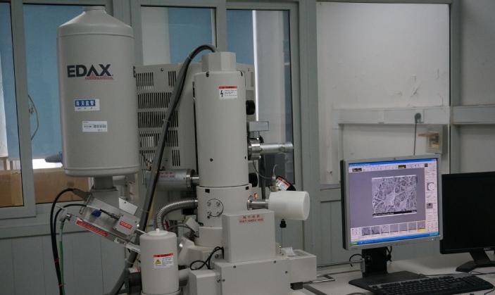 4800冷场发射扫描电镜及其配套能谱仪